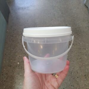 Small Plastic Bucket 800ml